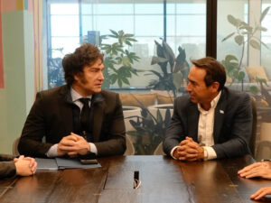 “Los zurdos quieren perpetuarse en el poder”: Marcos Galperin se hizo eco de una crítica de Milei a un periodista que pedía más impuestos a los ricos