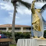 “Estatua de Trump no es la adoración al «becerro de oro»” afirma pastor