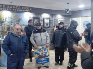 Crisis en Santa Cruz: el gobernador denuncia intento de derrocarlo luego de que legisladores K rechazaron el endeudamiento