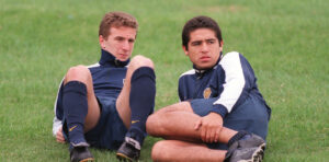 Riquelme y Arruabarrena dejaron de lado las diferencias: cuándo asume el Vasquito como DT de Boca