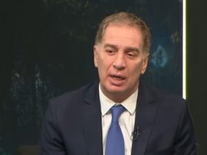 Santilli pidió que en Brasil “no se rasguen las vestiduras” tras los insultos de Milei a Lula da Silva