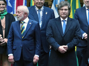 El canciller de Brasil criticó duramente a Milei y el ministro de Economía de Lula tildó de “payaso” al presidente argentino