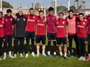 Quién es el jugador de River que se entrena en el predio de Cantilo y merece una segunda oportunidad según los hinchas