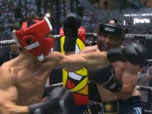 Gastón Edul vs Eduardo Aguirre, por La Velada del Año VI: el periodista argentino subió al ring con una remera de Malvinas